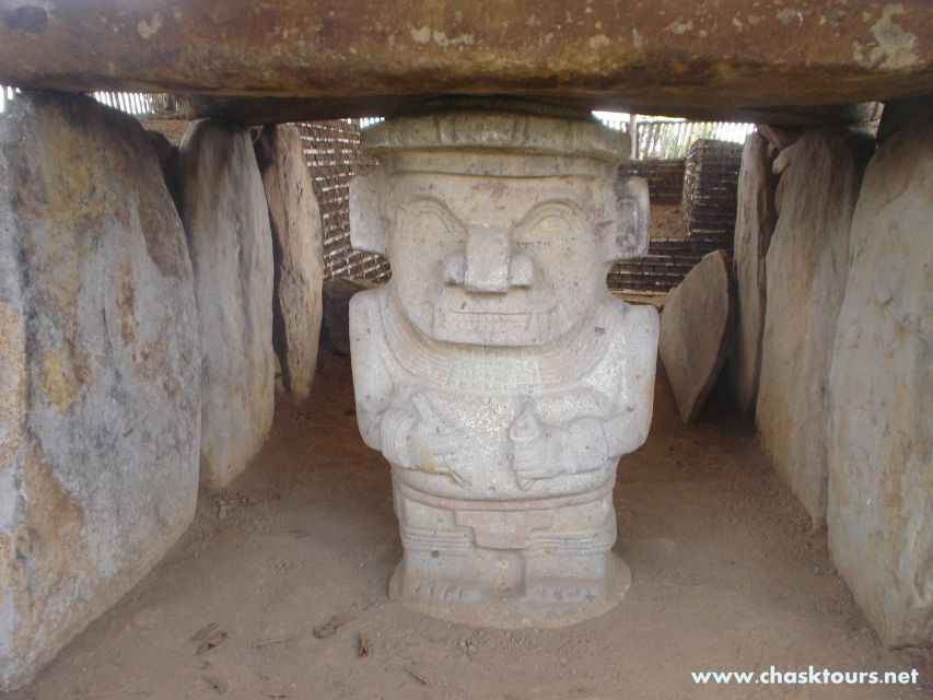 Private Jeep Tour to the Surroundings of San Agustín - Salto El Mortiño and the waterfall stop