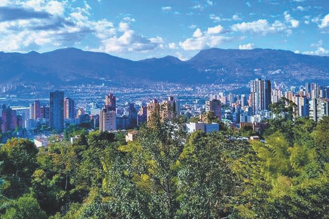 Private transfer service from or to Medellín Airport - Communication, delays, and waiting time