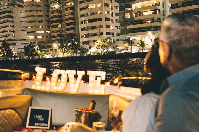 Romantic Date Night in the Bay of Cartagena - The second hour: champagne, roses, and city lights