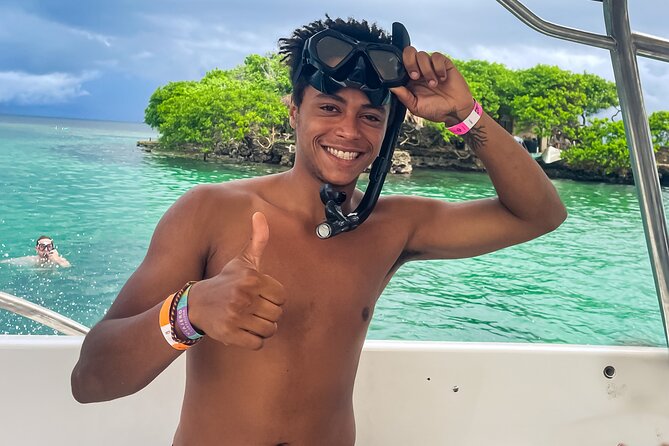 Rosario Islands Trip visiting Cholon, Playa Blanca and Snorkel - Who Will Enjoy This Trip Most