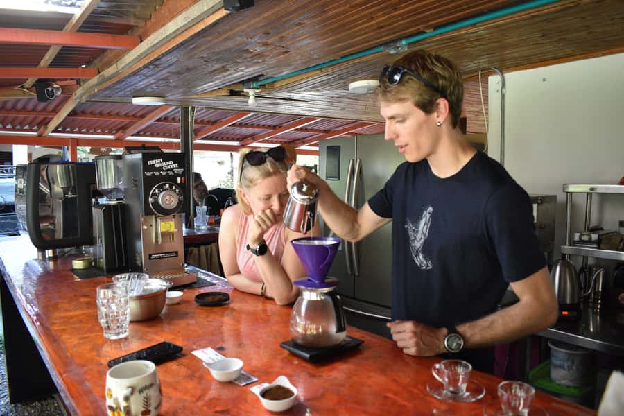 Salento: Coffee Master Roasting, Brewing and Tasting Tour - A relaxed owner-led style