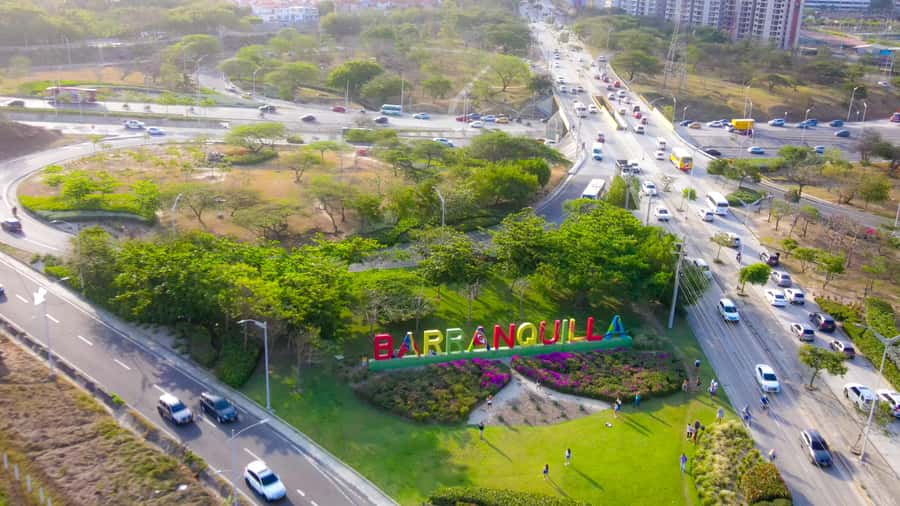 Salida de Cartagena: City Tour a Barranquilla & Santa Marta - Who should book this day trip?