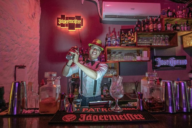 Salsa Tour in Cartagena with admission Ticket to Café Havana - Is $105 a fair price in Cartagena?