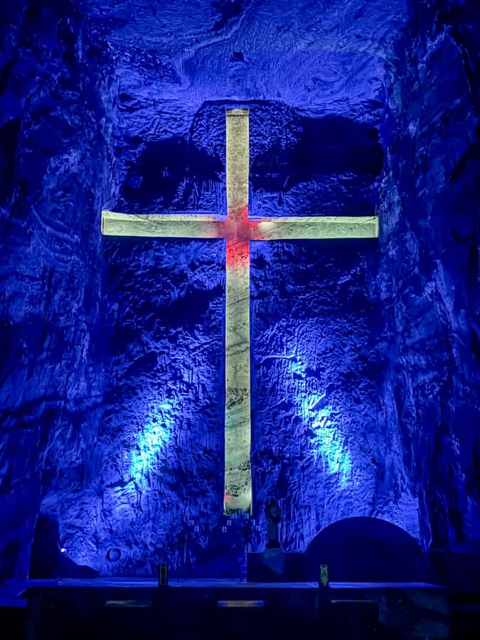 Salt Cathedral and Guatavita Lake with Lunch and Guide - Entering the Salt Cathedral 180 meters below Zipaquirá