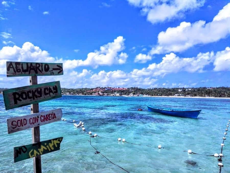 SAN ANDRES: BOAT TRANSFER + JOHNNY CAY - The 15-minute speedboat ride