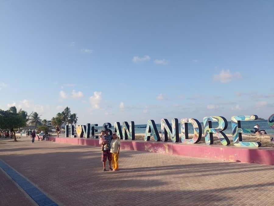SAN ANDRES: Island Tour by Chiva + Hoyo Soplador - Key points before you book