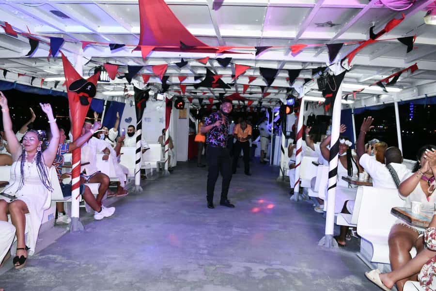 San Andres: White Party on boat with open bar, dinner and dancers! - DJ, dancers, and the White Night show