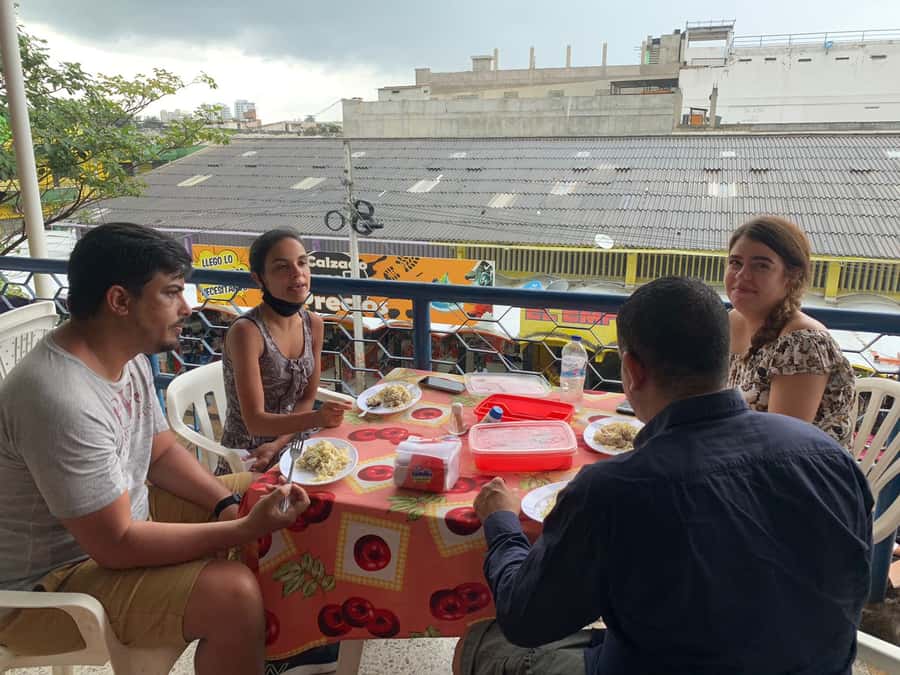 Santa Marta: Guided Walking Food Experience - Catedral de Santa Marta and the city’s story