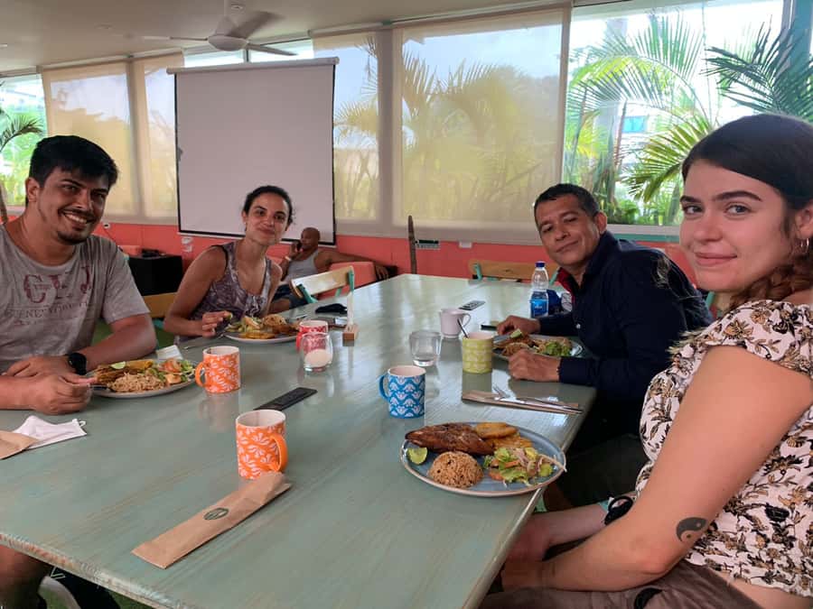 Santa Marta: Guided Walking Food Experience - Making an arepa de huevo at a local kiosk