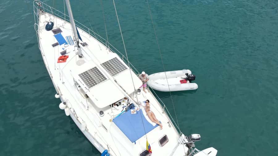 Santa Marta: Sailing Tour to Tayrona Park with Luis' Team - Starting at Santa Marta International Marina at 10:30 am