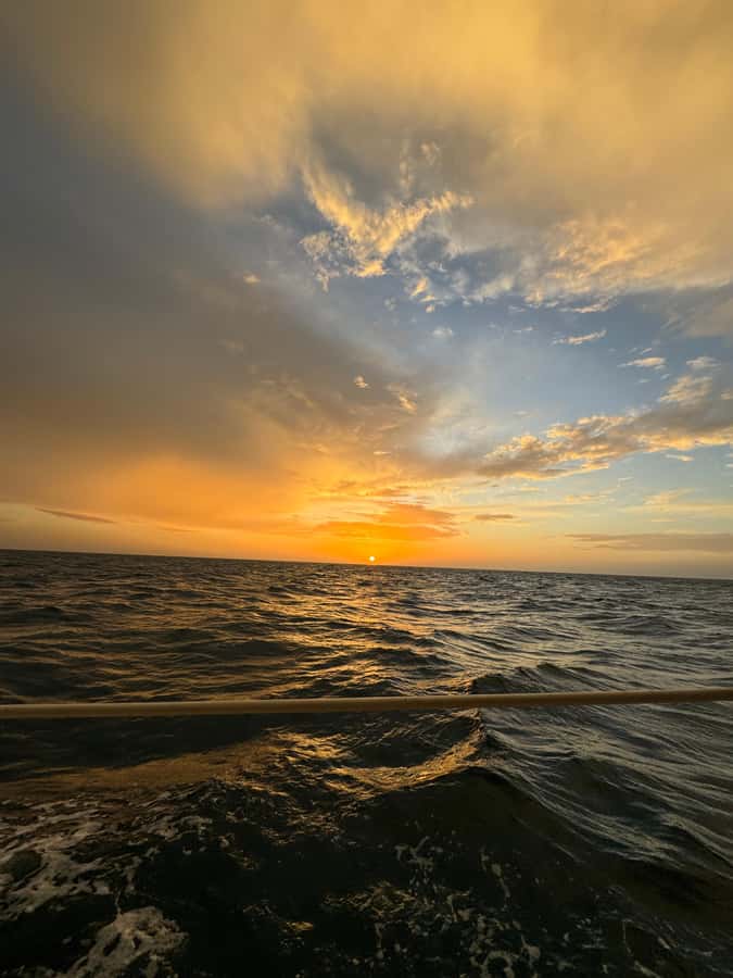 Santa Marta: Sunset Cruise Around the Bay - A relaxed setting for birthdays and family groups
