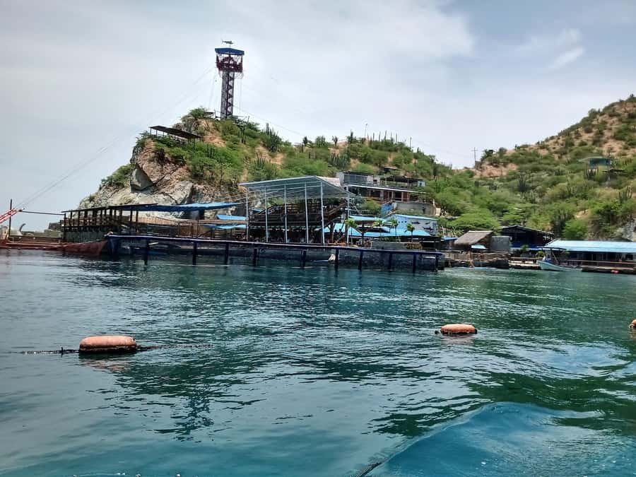 SANTAMARTA: TOUR Combo boat taxi, aquarium, lunch, and white sand beach - Key points to know before you go