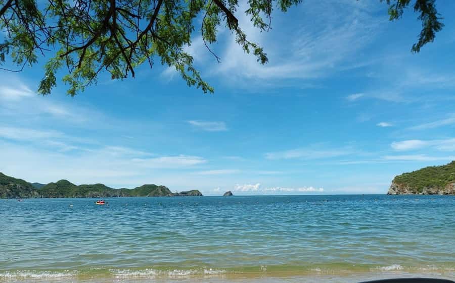 SANTAMARTA: TOUR Remanso, Taganga, Playa Grande Lunch and Snorkeling Included - Remanso snorkeling: 35 minutes in the water