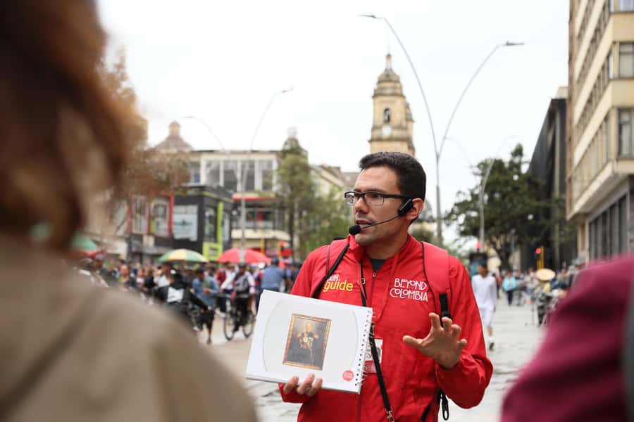 Shared Tour Colombian Conflict War, Drug Trafficking & Peace - Key points to know before you book