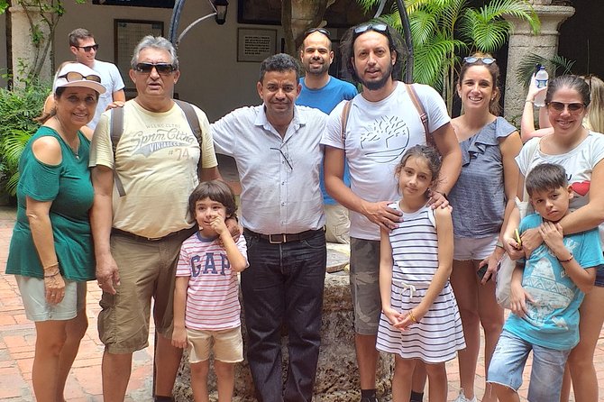 Shore Excursion PRIVATE City tour - Starting at the port and getting your bearings