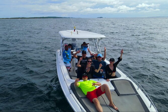 Sport Boat : Rosario Island,lunch on private island - Leaving Bocagrande for the Rosario Islands