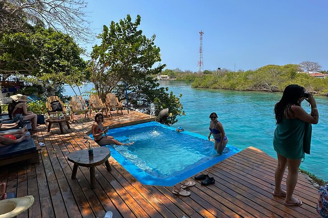 Sport Boat : Rosario Island,lunch on private island - Who will enjoy this boat day most