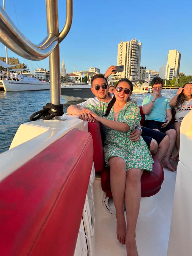 Sunset boat tour open bar and free club entrance Cartagena - Key points to know before booking