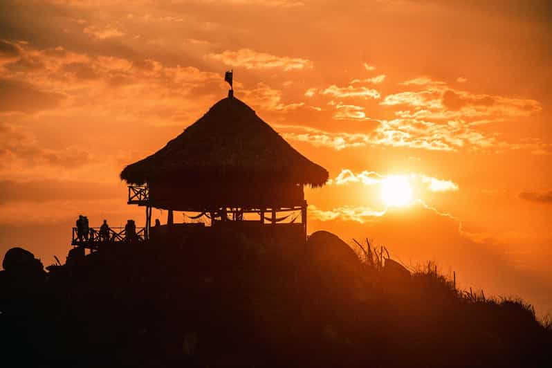 Tayrona Park & Cabo San Juan - The return trail and shared van ride