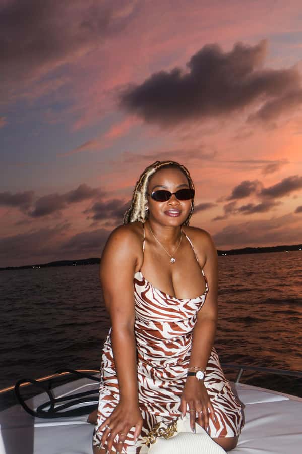 The best sunset tour in the bay: Open bar party & fun - Rum, aguardiente, and a simple open bar