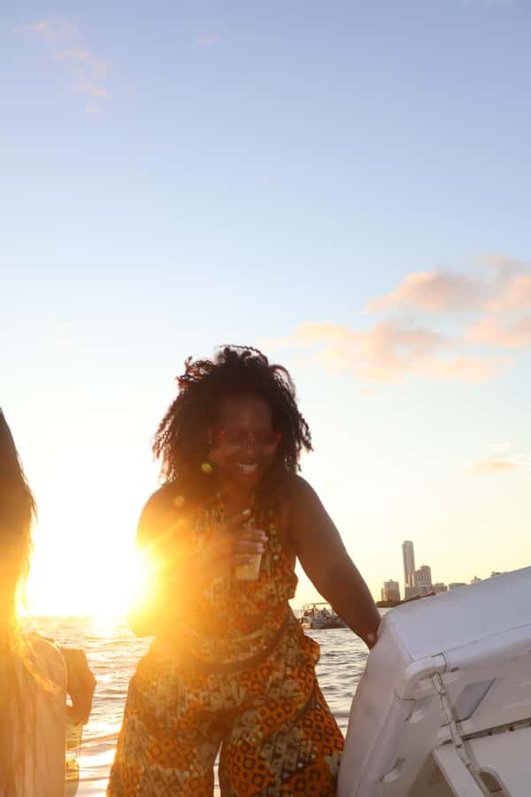 The best sunset tour in the bay: Open bar party & fun - Is $39 a fair price?