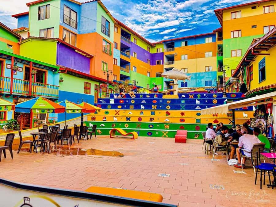 Tour Guatapé - Piedra del Peñol with departure from Medellín - Key points to know before you book