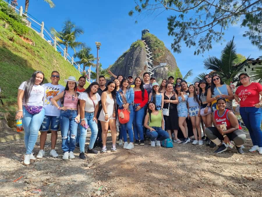 Tour Guatapé - Piedra del Peñol with departure from Medellín - Marinilla’s animal farm adds a family-friendly stop
