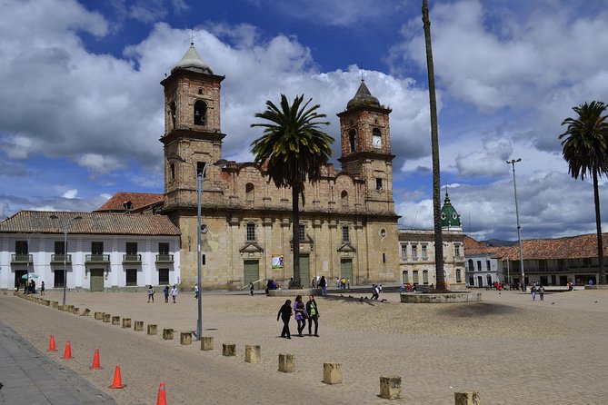 Tour of Zipaquirá: Visit the Salt Cathedral and the main squares - What happens inside the cathedral