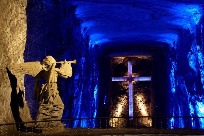 Tour of Zipaquirá: Visit the Salt Cathedral and the main squares - The colonial town after the underground visit