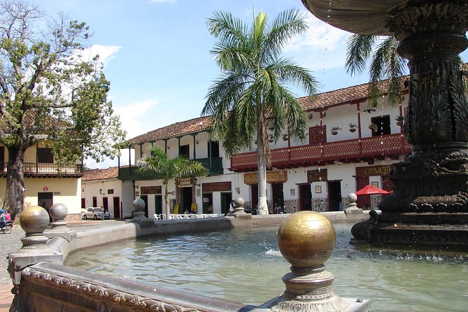 Tour Santa Fe de Antioquia - The Juan del Corral Museum and the town’s story