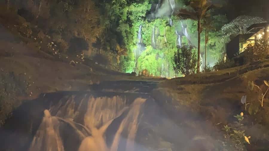 Tour Santa Rosa hot springs from Pereira, Armenia or Salento - The guide can shape the quality of the day