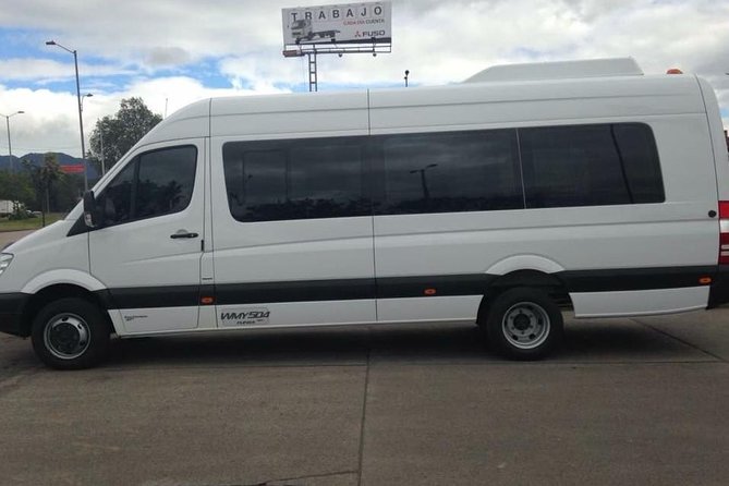Transport airport hotel or hotel airport (private service) - Meeting your driver after baggage claim