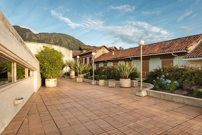 VIP Layover Bogota City Tour: Monserrate, Candelaria, Coffee, 6hr - A private Bogotá tour built around your flight