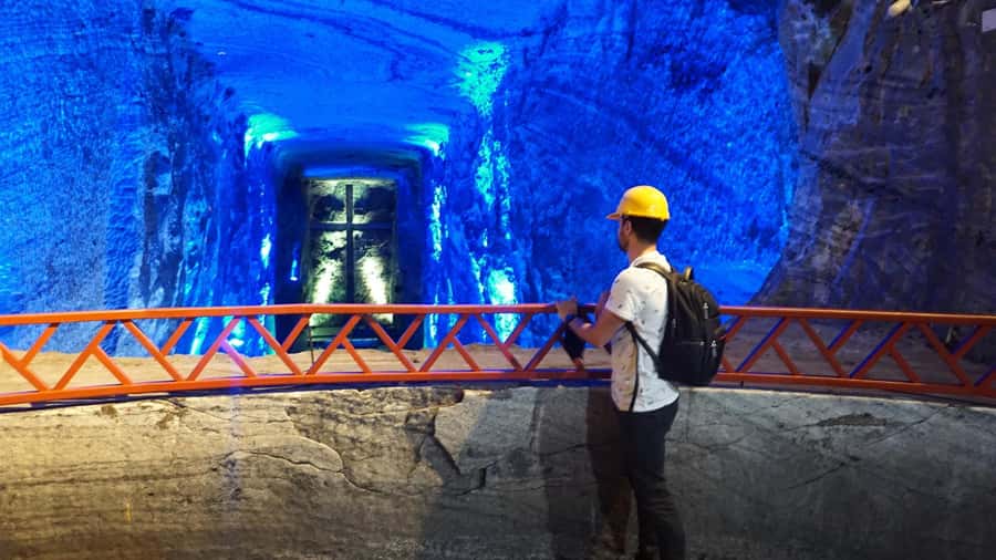 Zipaquirá: Private Salt Cathedral Mine and Walking Tour - Coffee, almojábana, and a taste of Colombia