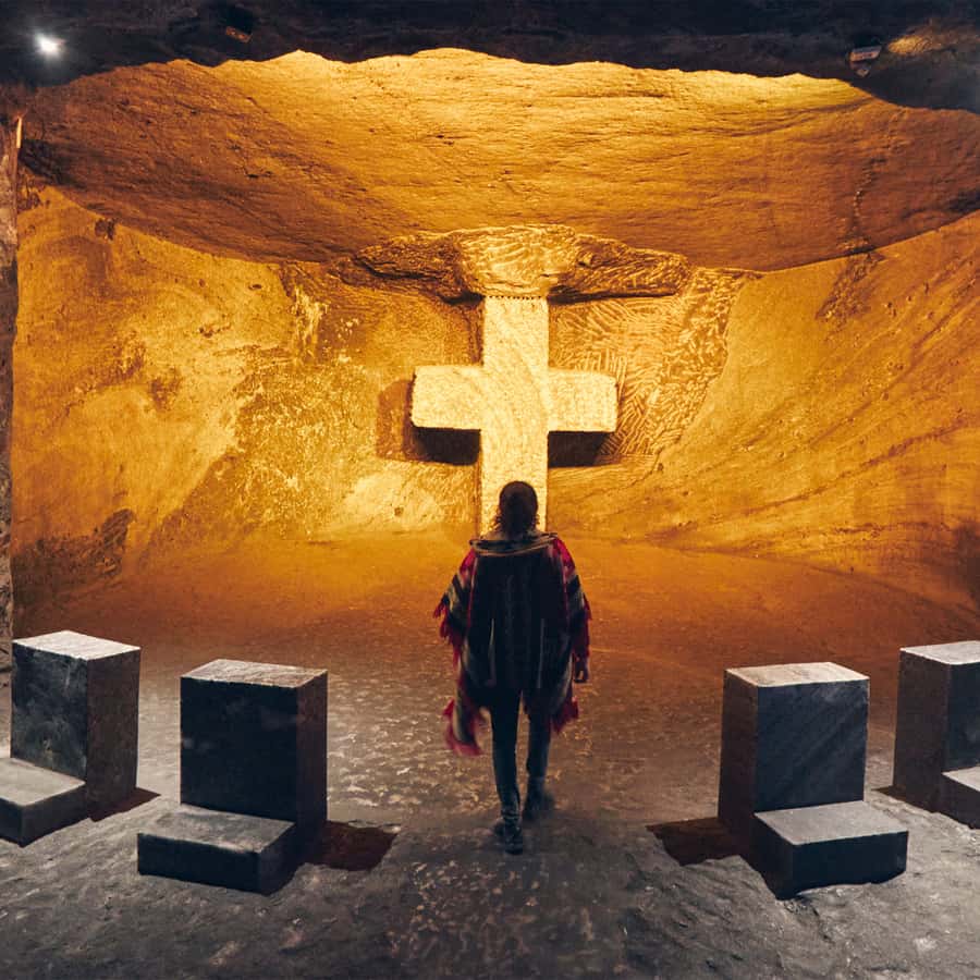 Zipaquirá: Salt Cathedral Group Tour with Pickup - Exploring Zipaquirá Before the Cathedral