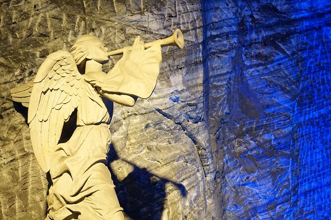 Zipaquirá Salt Cathedral Private Tour + Walking Tour - A closer look at Plaza de la Independencia